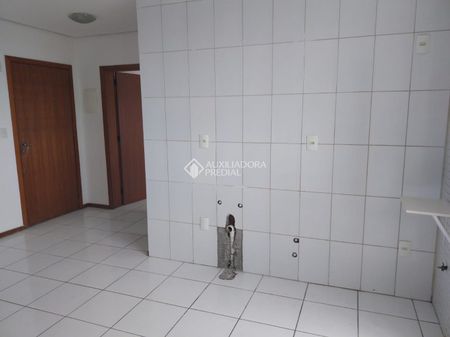 Cobertura com 2 quartos e 92m² para alugar em Centro, Canoas. - Photo 4