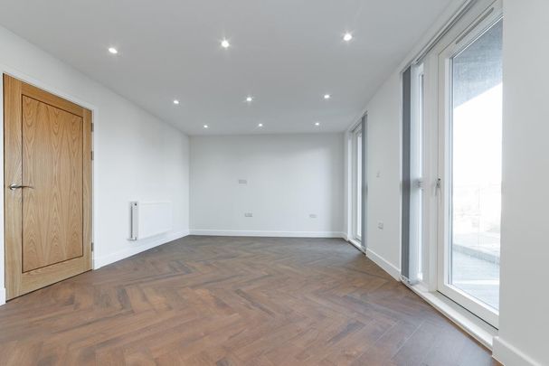 3 bedroom flat to rent - Photo 1