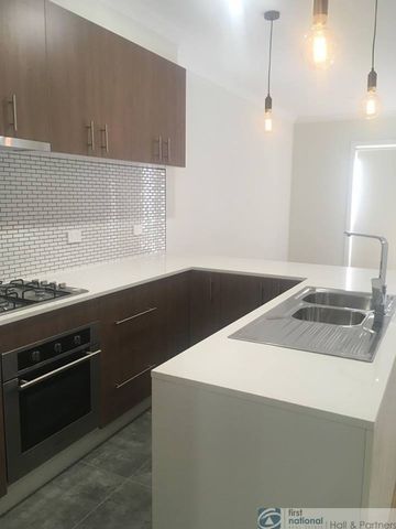 15 Moore Road, Hallam - Photo 2