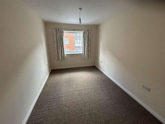 Chain Court, Old Town, SN1 - Photo 1