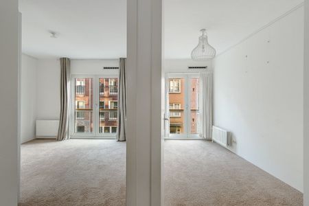Te huur: Appartement Sint Willibrordusstraat in Amsterdam - Photo 2