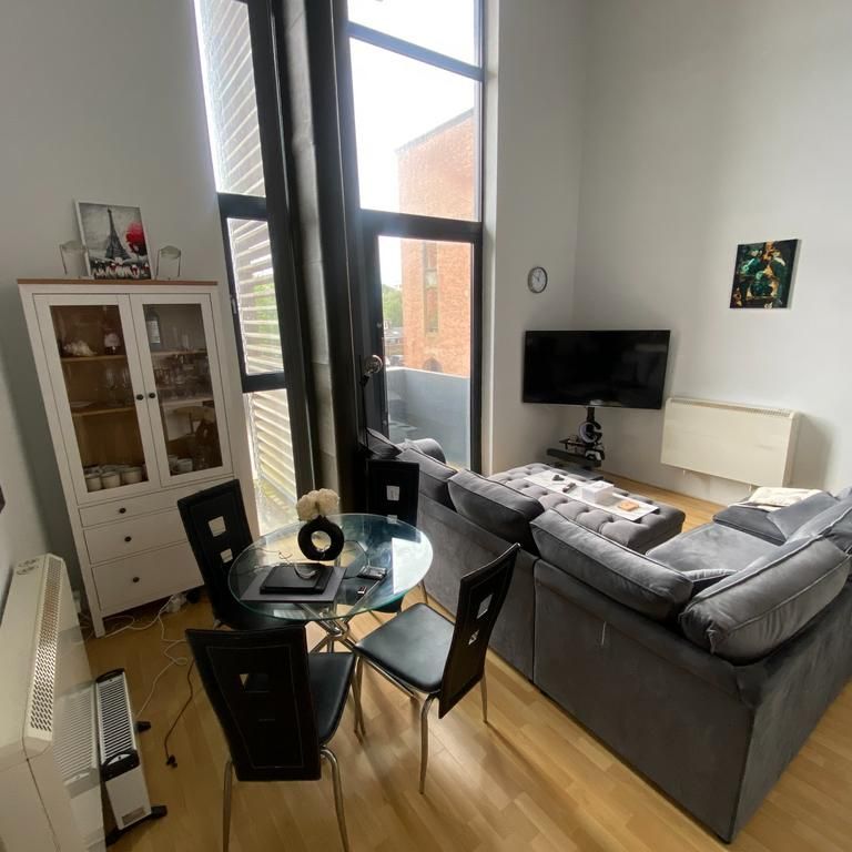 1 bedroom flat to rent - Photo 1