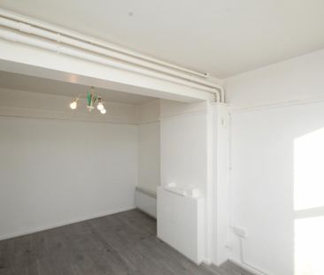 5 bedroom flat to rent - Photo 2