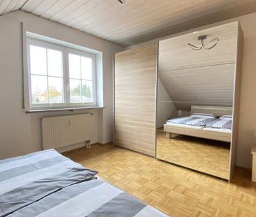 Hübsche, helle möblierte 2 ZKB - Foto 1