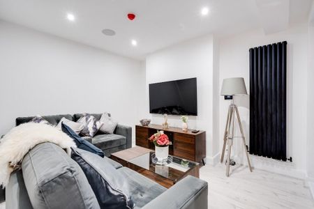 8 bedroom house to rent - Photo 2