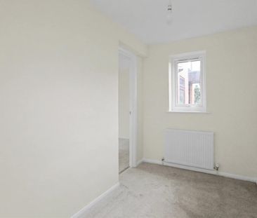 Inkerman Road, Woking - Photo 3