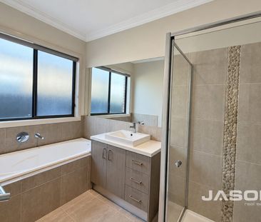 Modern 3-Bedroom Home with Multiple Living Areas - Photo 6