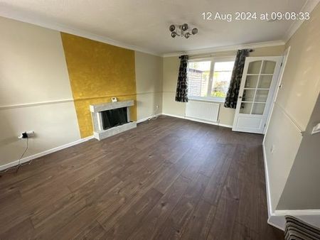 Tobruk Close, Lincoln - Photo 2