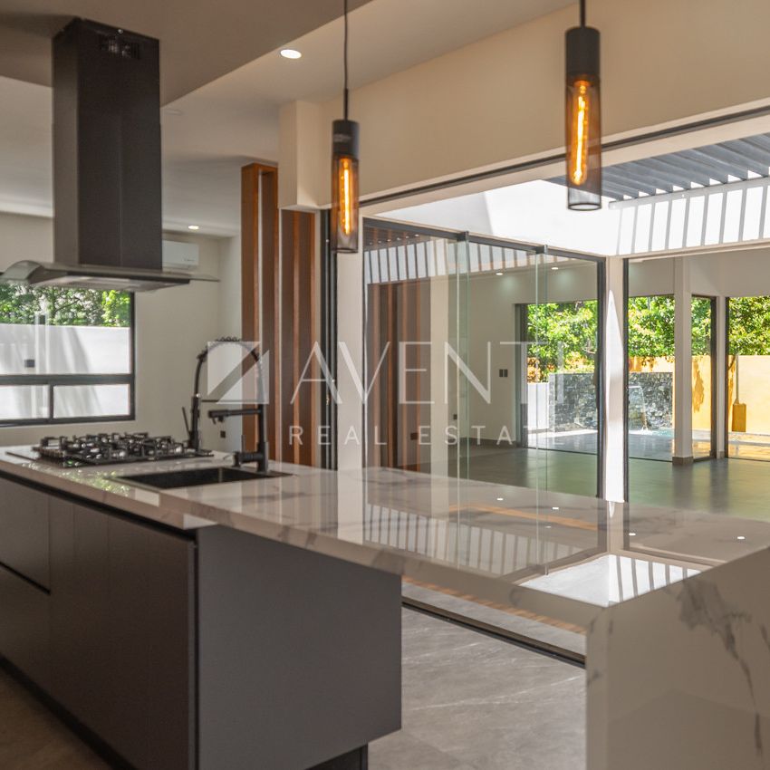 Casa en Venta/Renta, Lagos del Sol, Cancún Centro, Cancún - Foto 1
