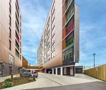 1 bedroom in Market Street, Bracknell - Photo 6