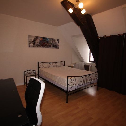Location Appartement 2 pièces 44m² DECIZE 58300 - Photo 1