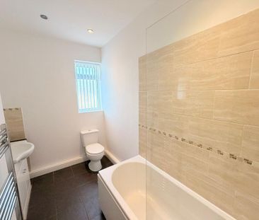 2 bedroom terraced house to rent - Photo 3
