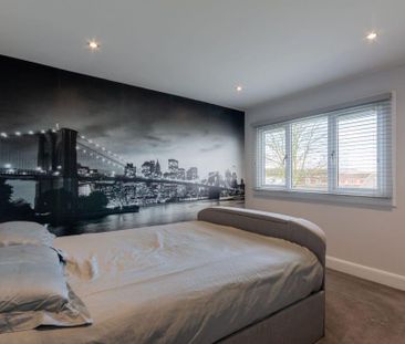 3 bedroom end of terrace house to rent - Photo 3