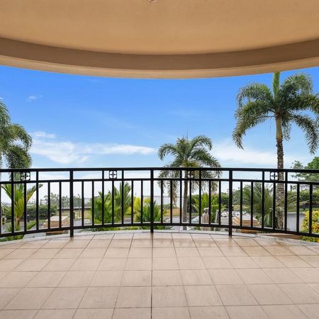 A Rare Gem in Palm Cove With Uninterrupted Views - Photo 5