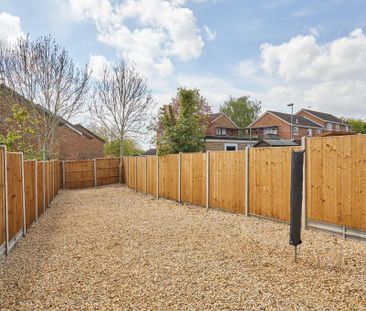 5 bedroom semi-detached house to rent - Photo 2