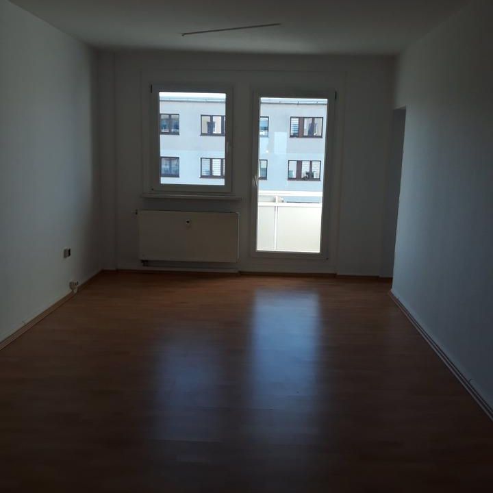 teilmöblierte 3*Zi-Wohnungen mit schönem Balkon - ideal für Polizeischüler - Foto 1