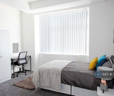 1 bedroom in a house share to rent - Photo 4