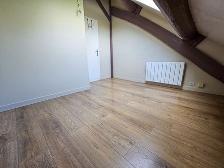 Location maison 4 pièces, 88.32m², Jouy-le-Moutier - Photo 5