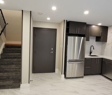 For Lease - 1036 Falgarwood Drive Unit# 76, Oakville, Ontario - Photo 5