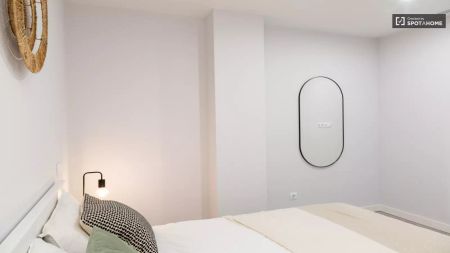 1-bedroom apartment for rent in Cuatro Caminos, bills included - Foto 5