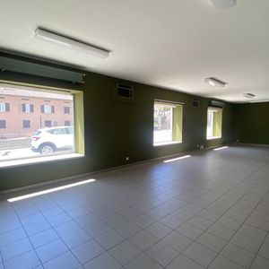 Locale Commerciale In Affitto A Balerna – Via San Gottardo 104 - Photo 3