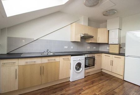 6 bedroom flat to rent - Photo 3