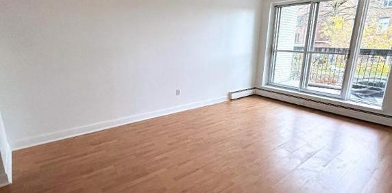 2 CH - 1 SDB - Québec - $1,195 /mo - Photo 2