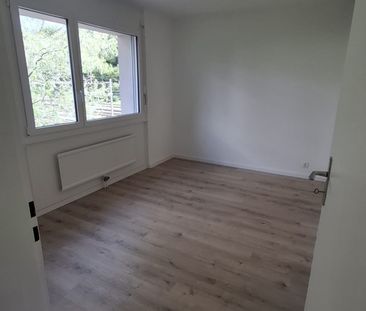Appartement de 3 pièces entièrement rénové - Photo 2