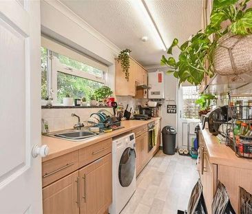 Church Lane, Barnham, PO22 - Photo 3