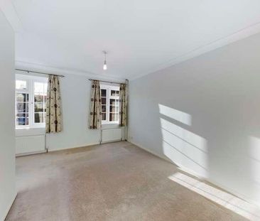 Brook Close, East Grinstead, West Sussex, RH19 - Photo 2