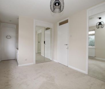 3 bedroom detached house to rent - Photo 4