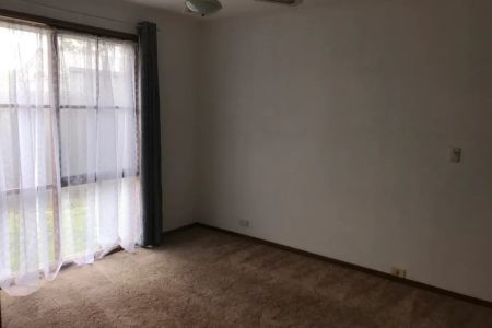 Great Family Home in a Convenient Location - Photo 4