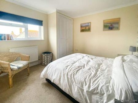 2 bedroom property to rent in Chichester - Photo 2