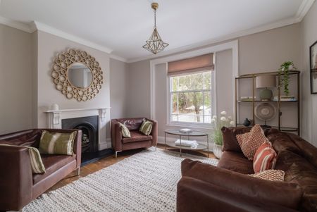 3 bedroom semi-detached house to rent - Photo 5