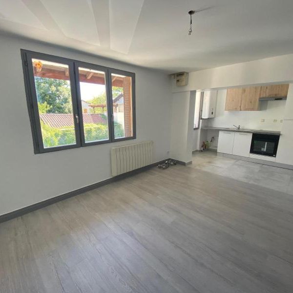 Location Appartement 1 pièce 38m² JONAGE 69330 - Photo 1