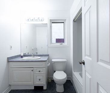 For Lease - 119 Summers Drive Unit# Room 4, Thorold, Ontario - Photo 5