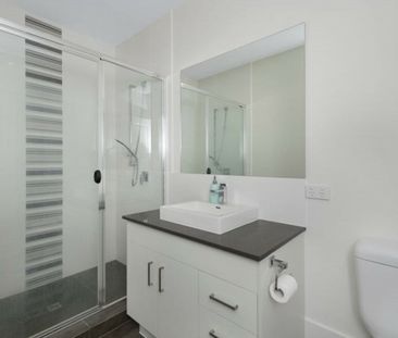 5 Carmel Close, Gilston QLD 4211 - House For Rent | Domain - Photo 2