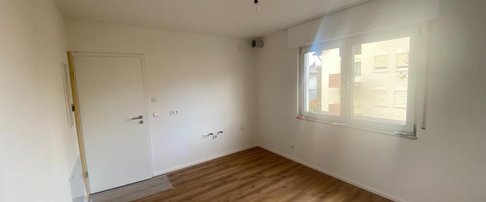 Helle 3-Zimmer Wohnung mit Balkon und Garage in Ispringen - Foto 1