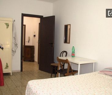 rome, Lazio 00143 - Photo 2