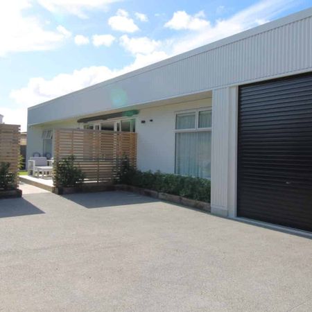 Welcome to Your New Home in Spreydon, Christchurch! - Photo 4