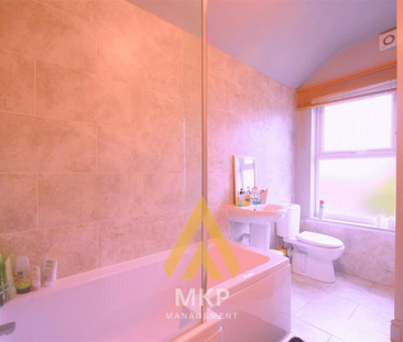 3 bedroom terraced house to rent - Photo 6