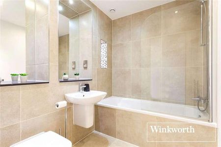 Regents Park Road, Finchley, London, N3 - Photo 2