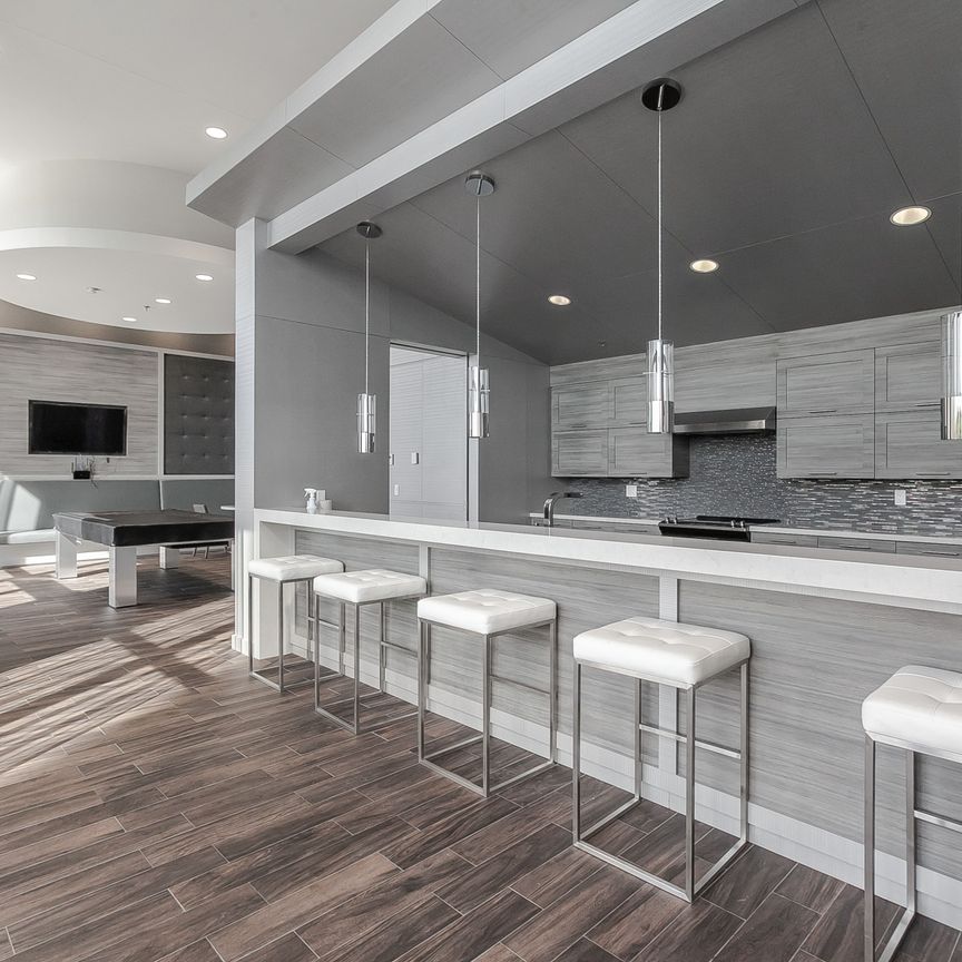 For Lease - 2087 Fairview Street Unit# 2307, Burlington, Ontario - Photo 1