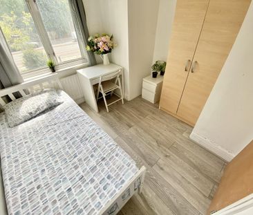 4 bedroom house share to rent - Photo 4