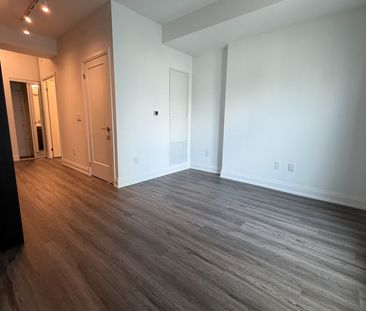 For Lease - 20 Soudan Avenue, Toronto, Ontario - Photo 3