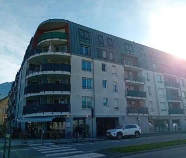 Location Appartement 3 pièces 66m² AIX LES BAINS 73100 - Photo 3