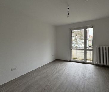 frisch sanierte 2-Zimmer-Wohnung mit Balkon - Photo 4