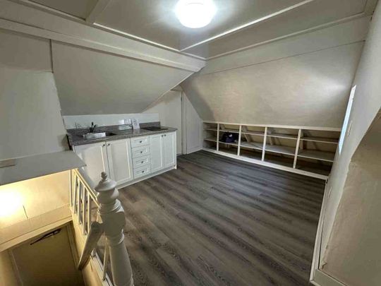 2182 Gerrard Street East apartment — Toronto, ON (1-Bedroom) - 1 Bedroom - Photo 1