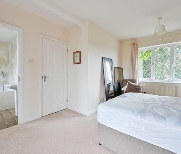4 bedroom house to rent - Photo 3