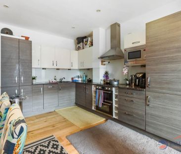 2 bedroom flat to rent - Photo 6